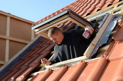 Pose de fenêtres de toit Velux à Mizoën
